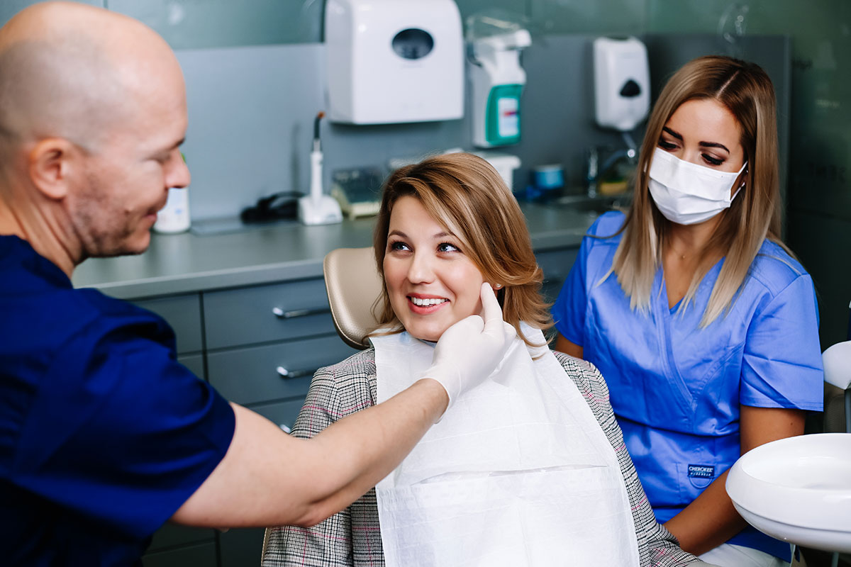 Totalsanierung – Die Top 3 zahnärztlichen Implantatlösungen für zahnlose Kiefer zu einem für alle erschwinglichen Preis